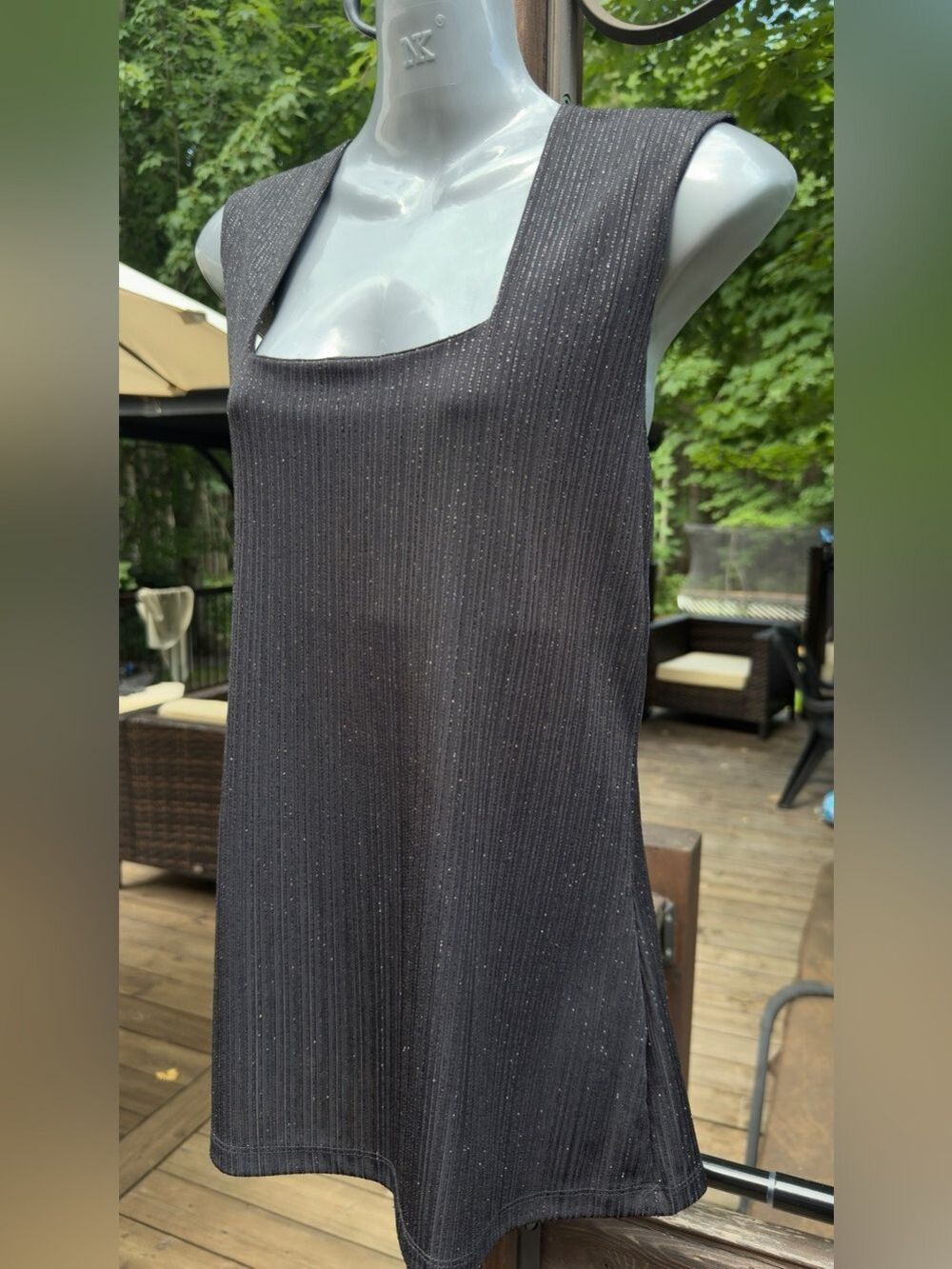• Colori Black Shimmer Sleeveless Top Made in Canada | Size Large - Picture 5 of 10